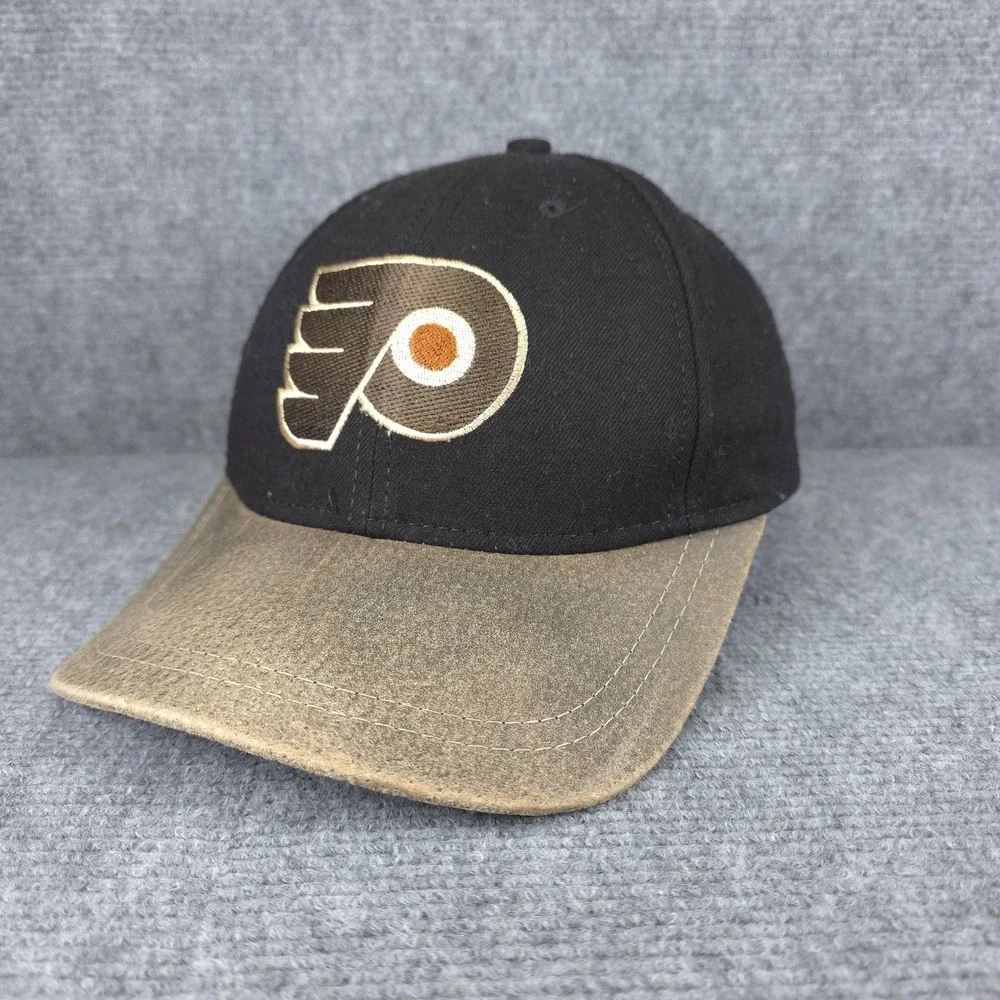VINTAGE Philadelphia Flyers‎ Hat Cap Strap Back Black NHL Hockey American Needle